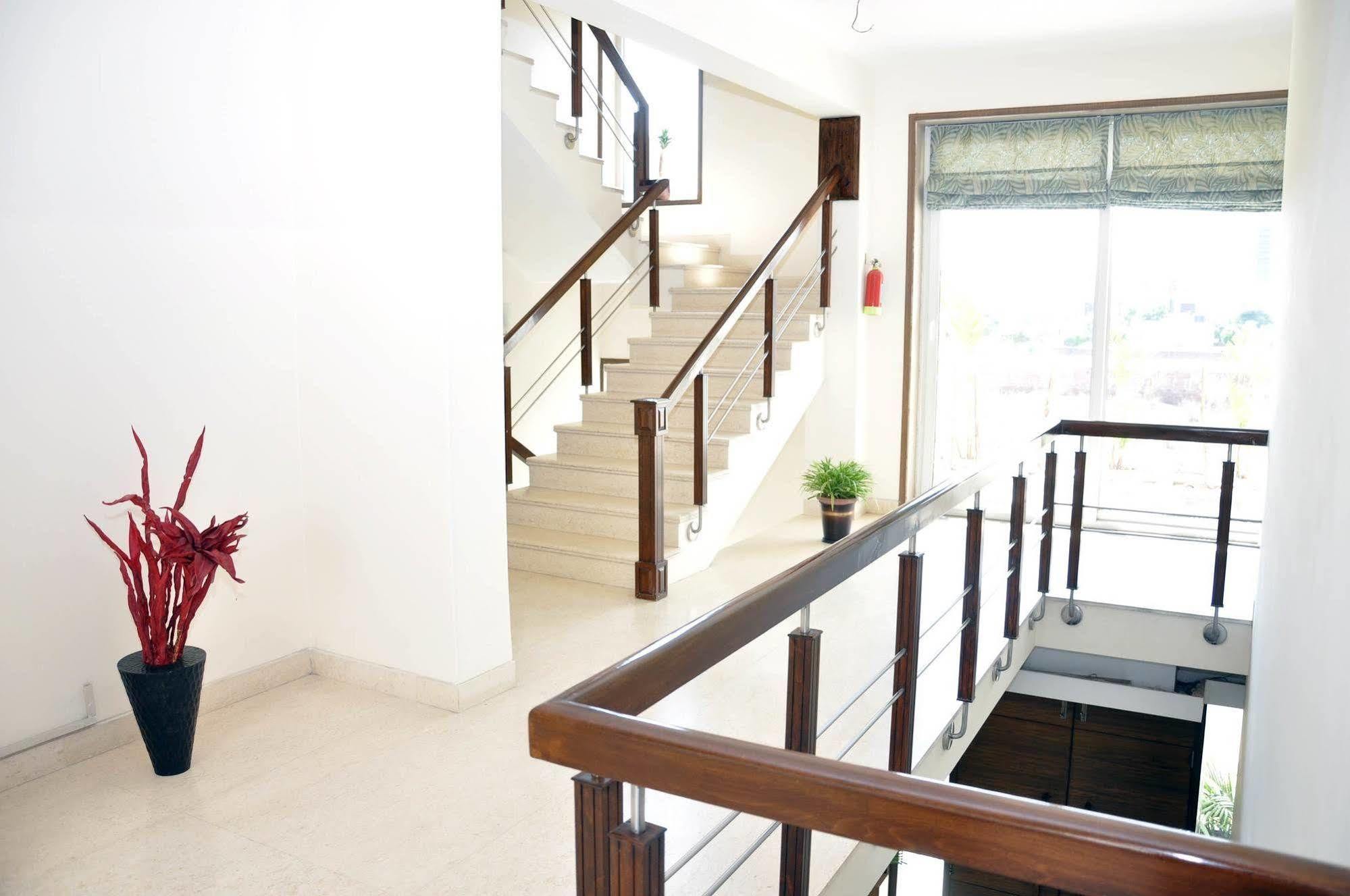 Perch Service Apartment- Sector 40 Gurgaon Exterior photo
